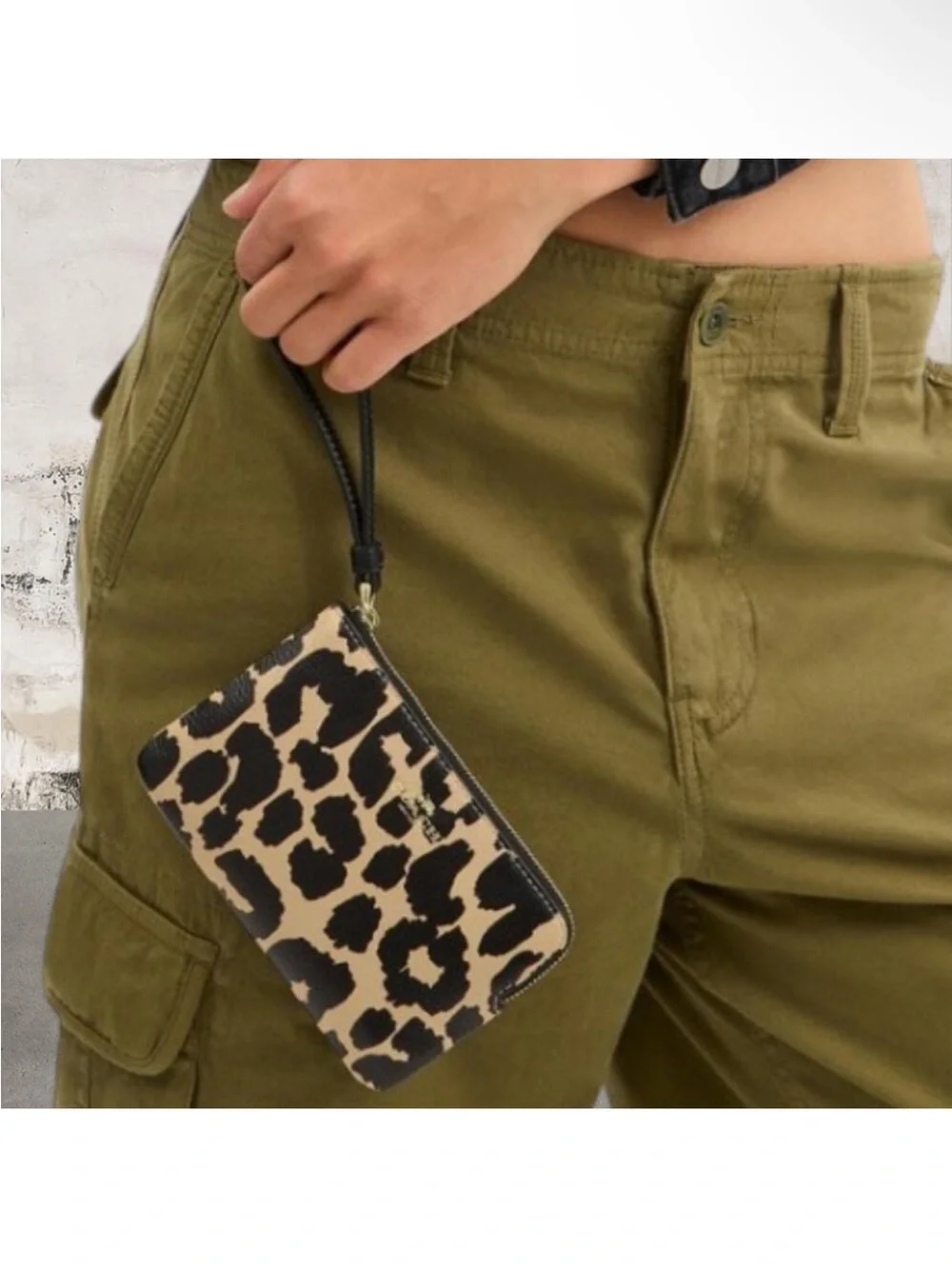 Coach NWT Leopard Print Wristlet in Tan and Black
